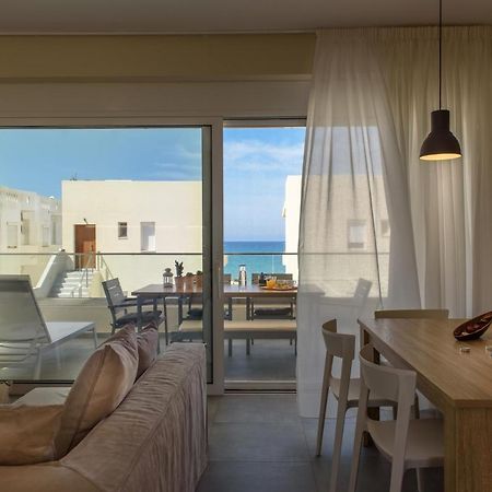 Thetis Beach Suites Kokkinos Pirgos Ngoại thất bức ảnh