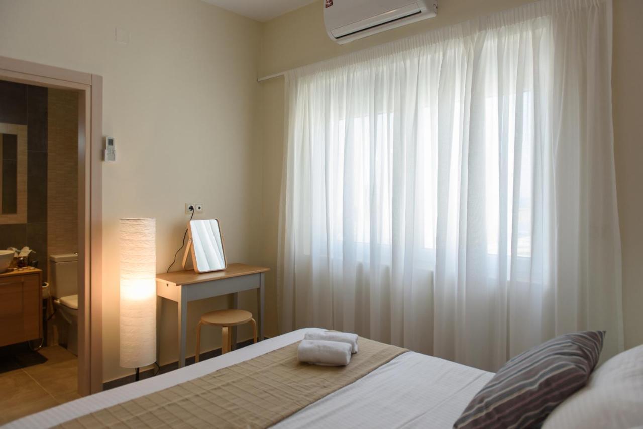 Thetis Beach Suites Kokkinos Pirgos Ngoại thất bức ảnh